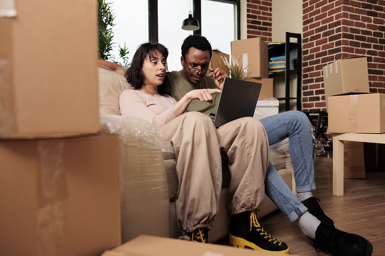 Sapperton New Westminster movers assisting a local condo move